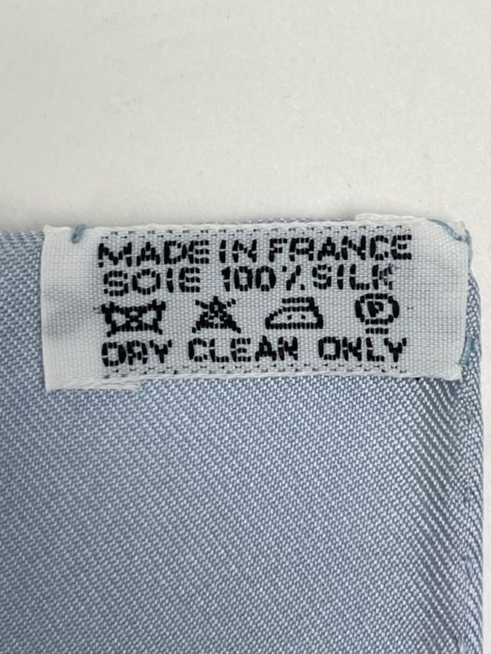 Hermes Carre 90 Au Pays de Cocagne in Paradise Scarf Silk Blue Multicolor - Picture 2 of 4